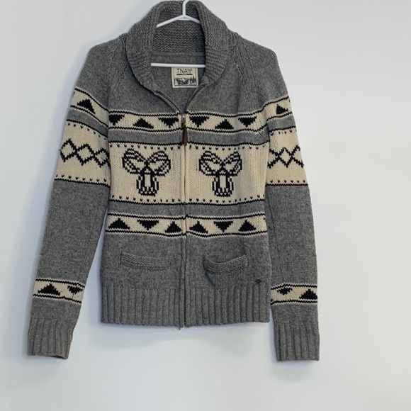 tna wool sweater